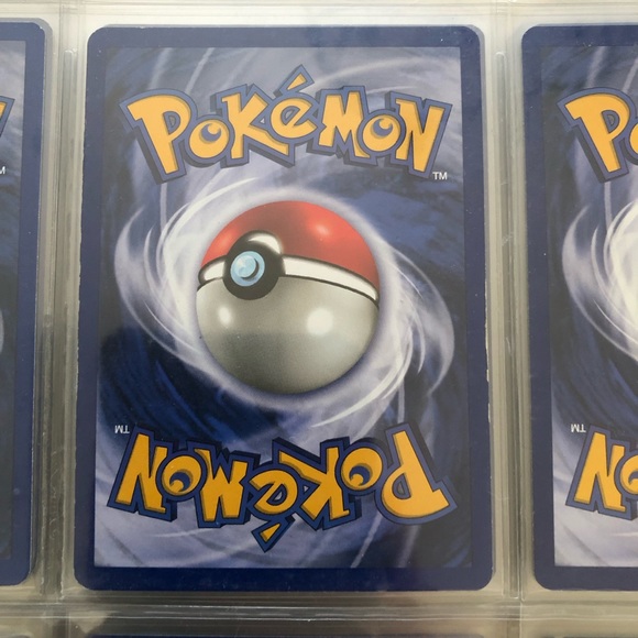 1990’s rare vintage Pikachu Pokémon card 58/102 - Picture 2 of 2